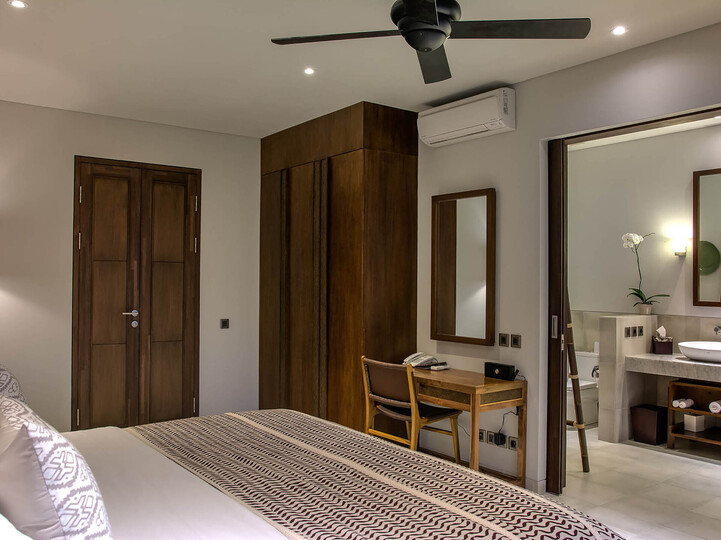 Upstairs guest bedroom one with ensuite