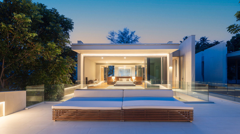 Veyla Beach Villa 6 - Spacious moon deck under the canopy of stars