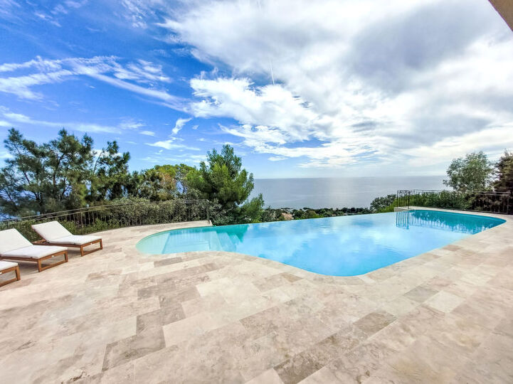 Côte d'Azur'da Panoramik Deniz Manzaralı Lüks Villa - 1217, Les Issambres, France