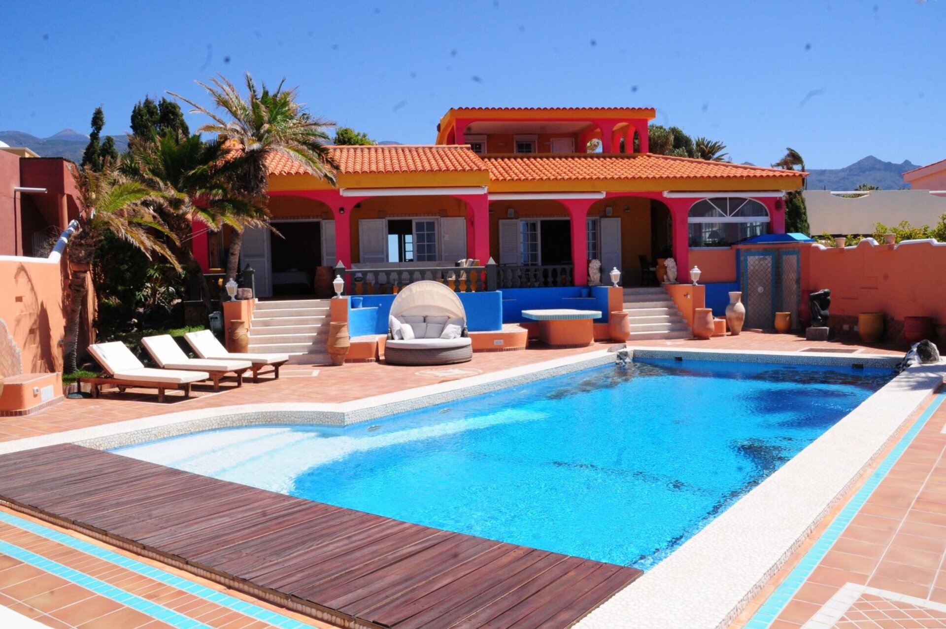 Canarias'ta Rahatlatıcı Kaçamak - 5 BR Villa, Canarias Villa 1046