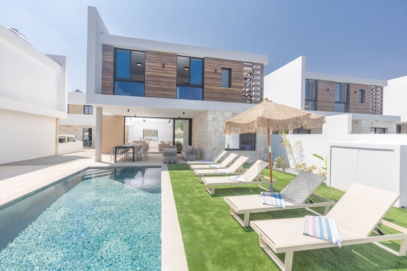 Ayia Napa Villa 1369'da Özel Havuzlu Lüks 5 Yatak Odalı Villa