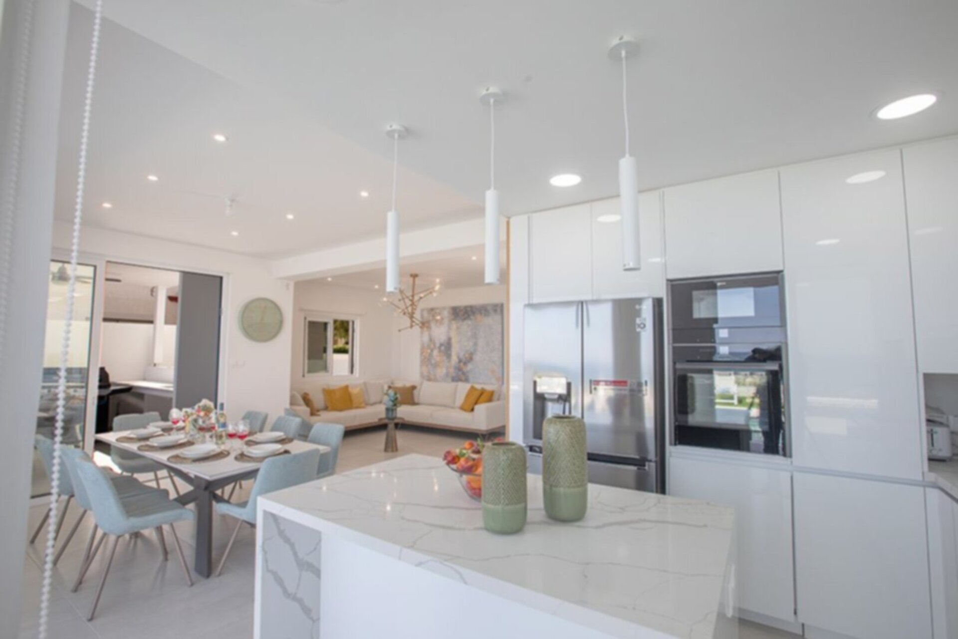 Jakuzili ve Barbekü Alanlı Çağdaş Villa, Protaras Villa 1027
