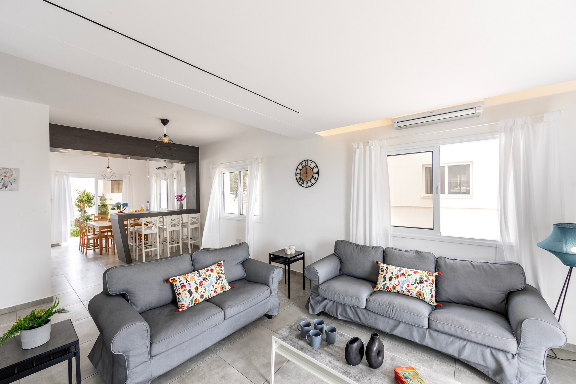 Ayia Napa'da Özel Havuzlu Geniş Villa