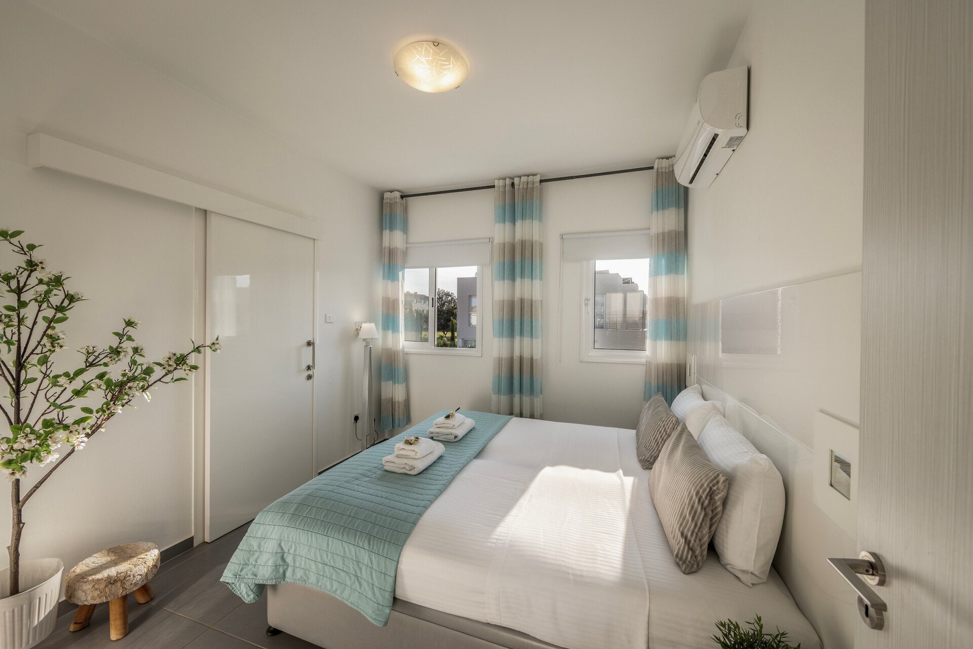 5 Star Alina Villa – Stylish Coastal Escape in Protaras
