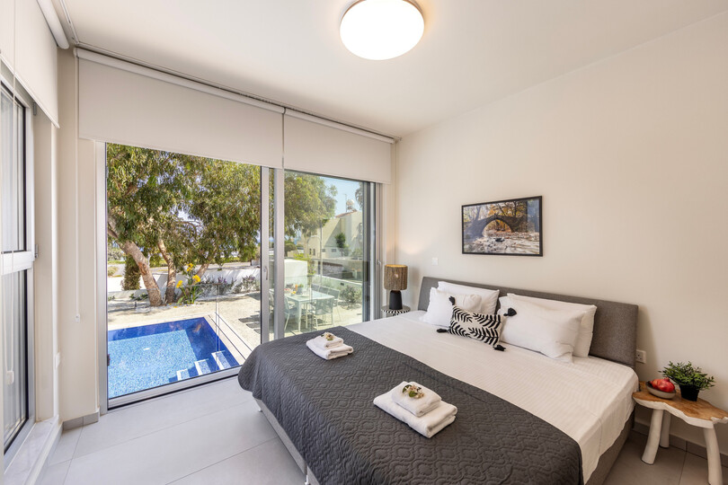 5 Star Villa Leomi Seaside - Coastal View Retreat.