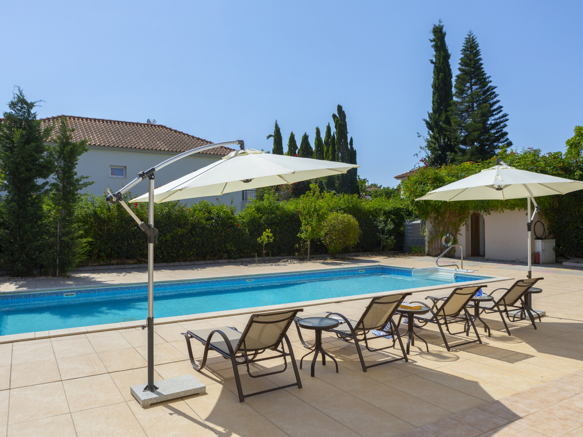 5 Star Villa Pervolia Nirides Seaside Mansion - Grand Family Retreat