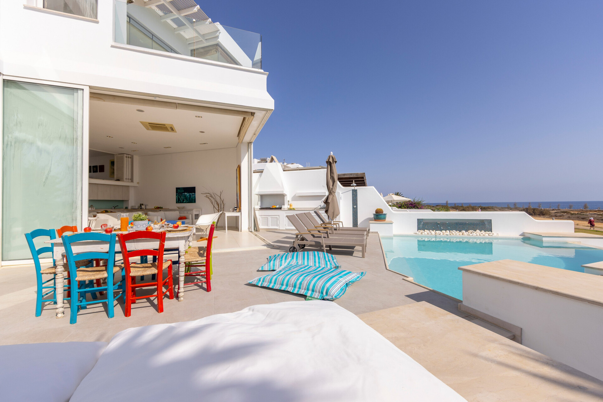 5 Star Villa AleMar Seafront - Designer Coastal Elegance