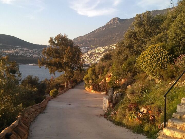 Kalkan Plajına Yakın 5 Banyolu Villa