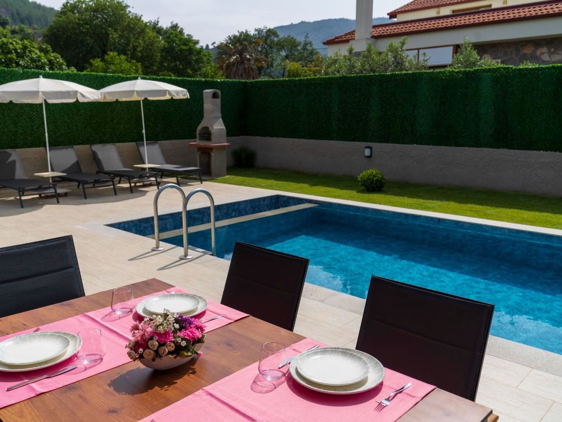 3-Bed House with Private Pool in Fethiye, Sleeps 6, 1043