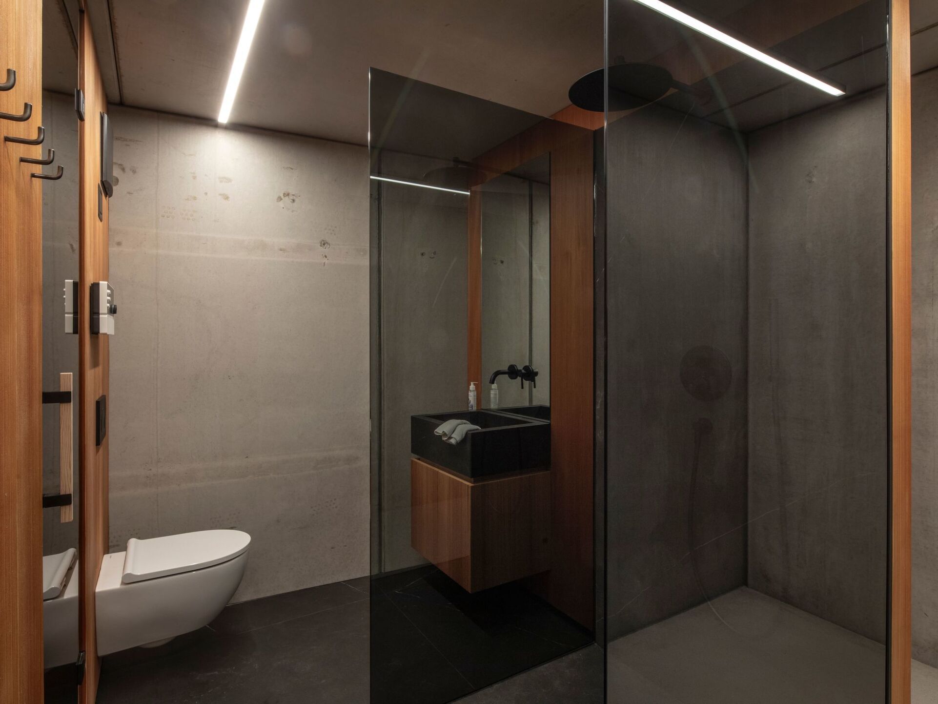 Bathroom / Wellness