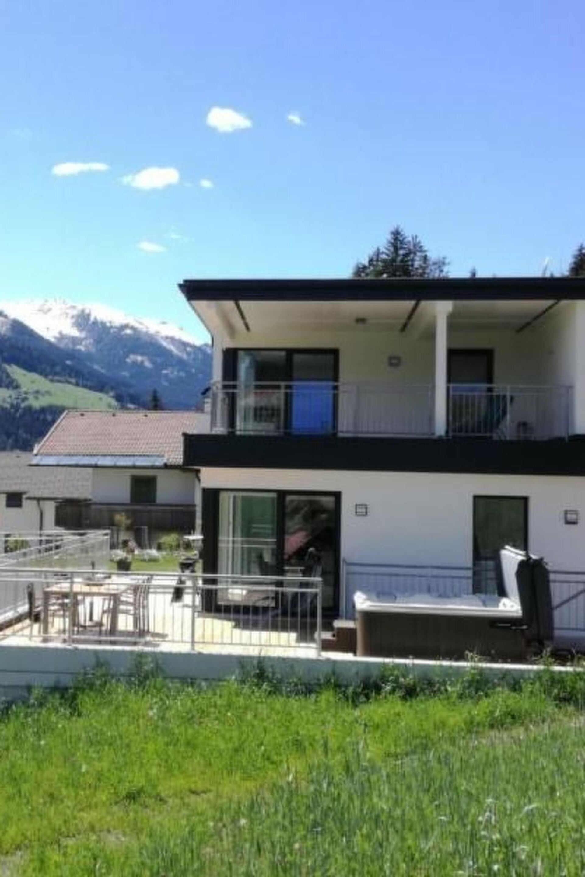 Lienz'de Dağ Manzaralı 2 Yatak Odalı Ev, 4 Kişilik, 1284