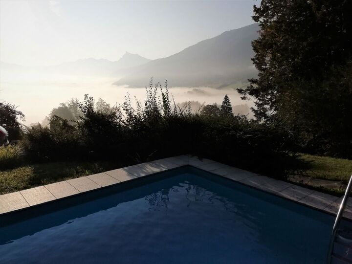 5-Bed House with Private Pool in Gmunden, Sleeps 6, 1003
