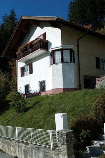 Gorgeous 4-Bed House in Innsbruck-Land, Sleeps 10, 1117, Außerweg, Austria