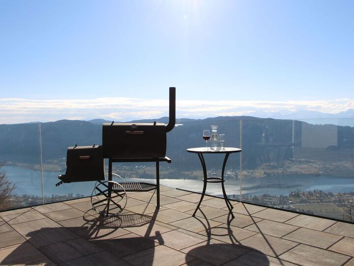 Gorgeous 6-Bed House in Feldkirchen, Sleeps 12, 1027, Winkl Ossiachberg, Austria