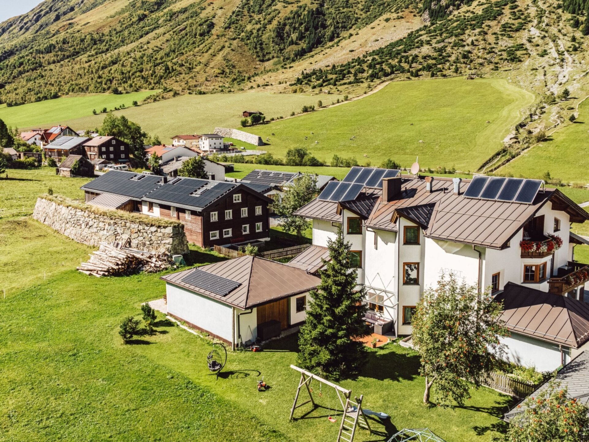Landeck'te 2 Kişilik, 1302 Metrekarelik Güzel 1 Yatak Odalı Daire