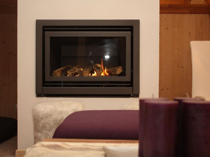 Spacious 3-Bed House in Wolfsberg, Sleeps 6, 1043