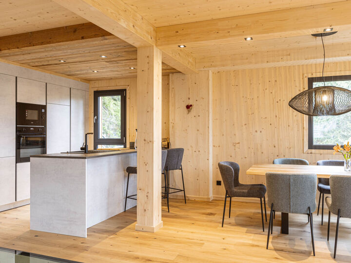 Kitchen / Dining Room