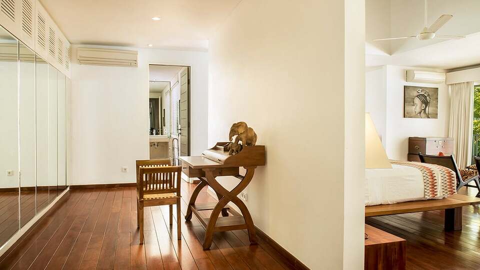 5 Star Villa Lulla – A Luxurious Beachfront Escape in Bali
