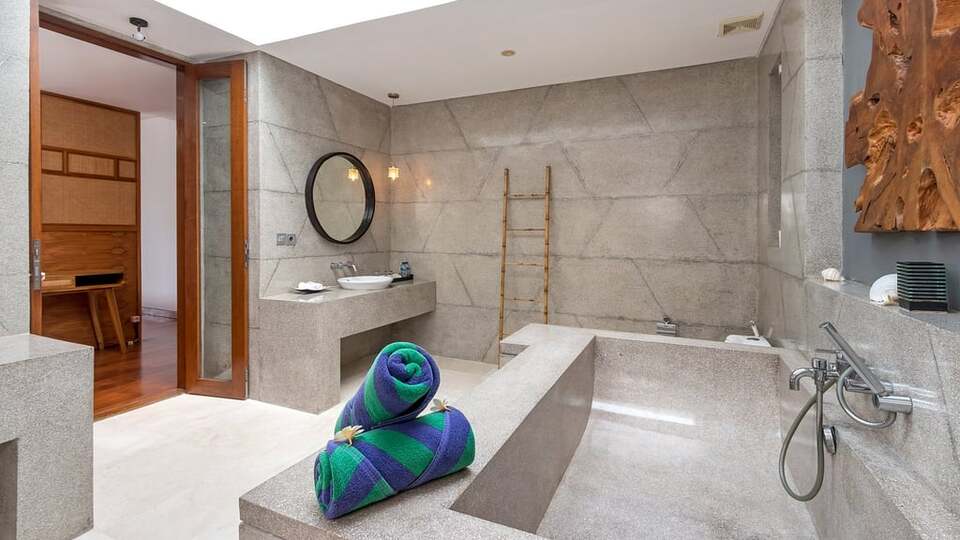 5 Star The Chand’s Estate – Exclusive Beachfront Collection