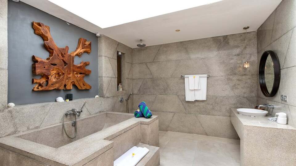 5 Star The Chand’s Estate – Exclusive Beachfront Collection