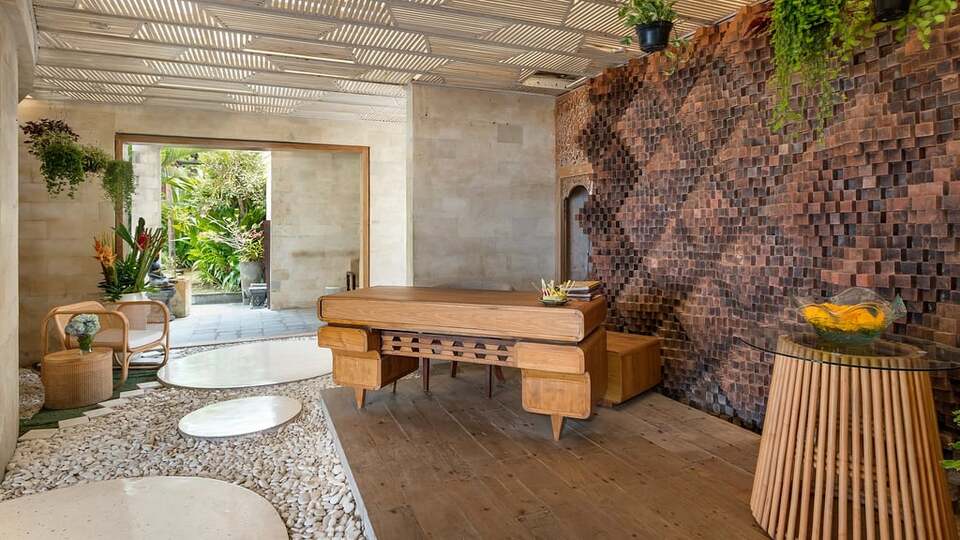 5 Star The Chand’s Estate – Exclusive Beachfront Collection
