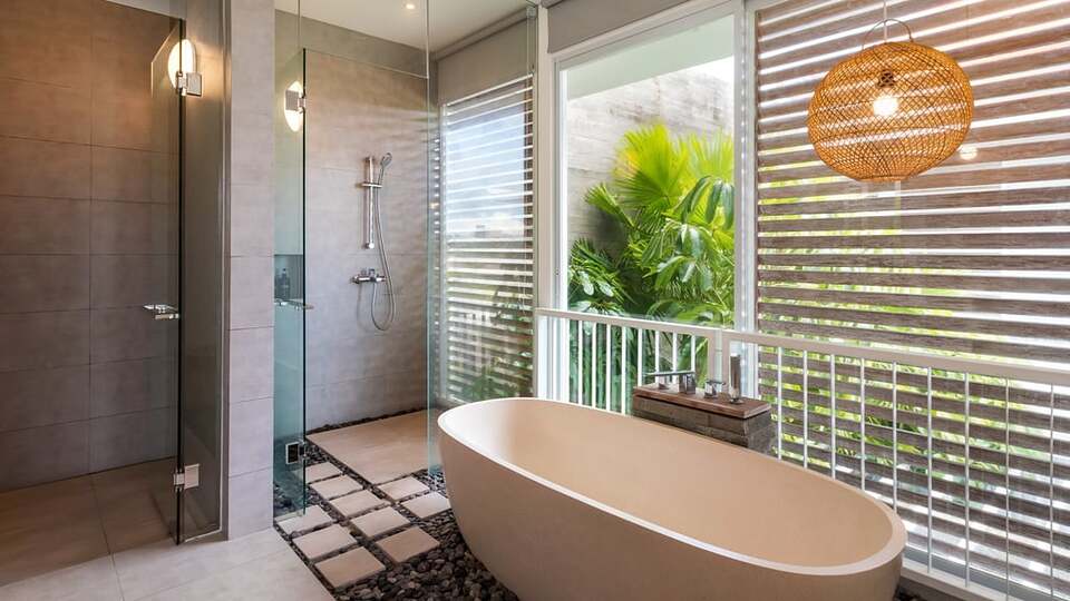 5 Star Swan Villa 2 – Petitenget Garden Retreat