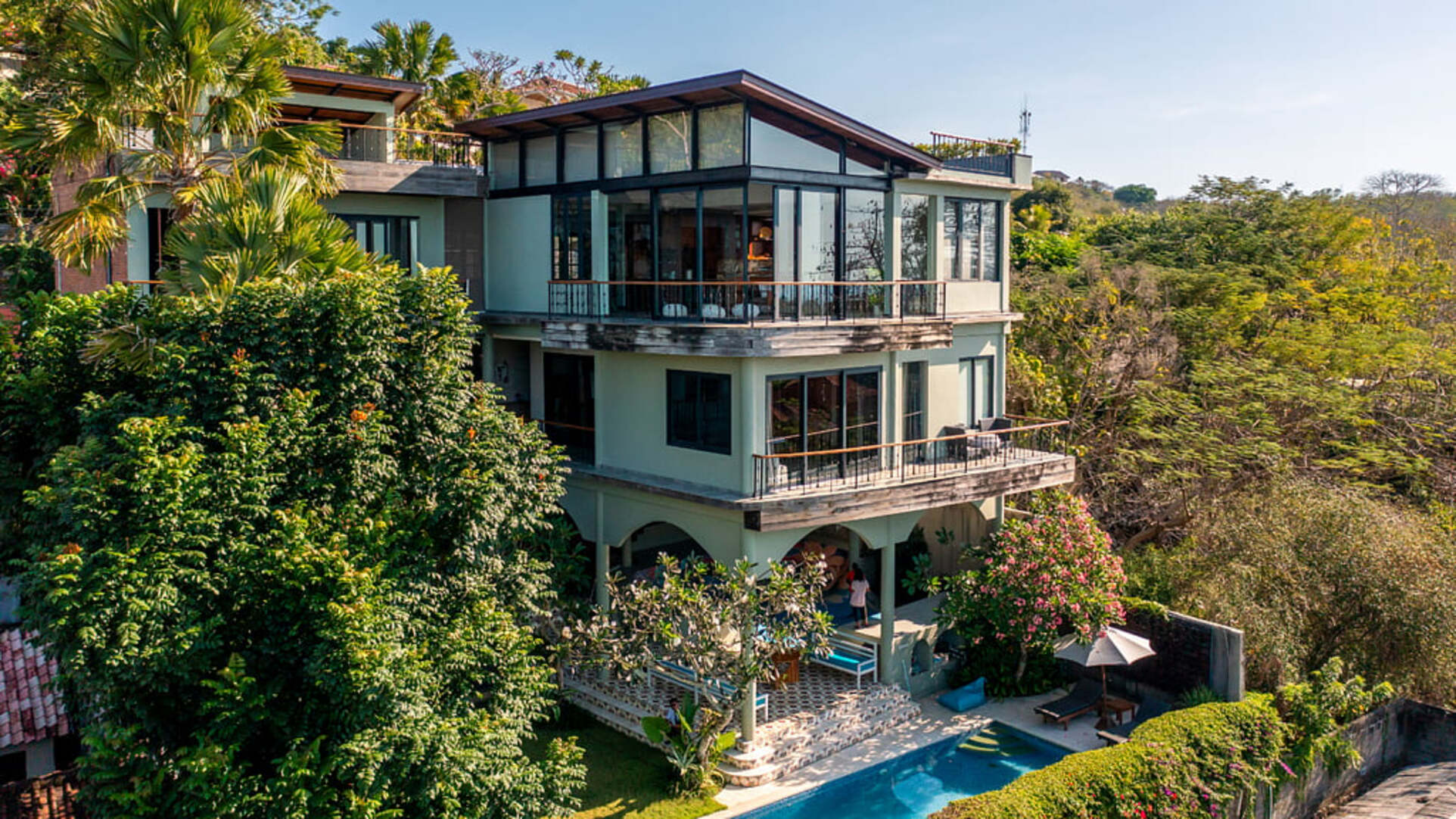 5 Star Ocean Forest Villa – Bingin Forest Escape