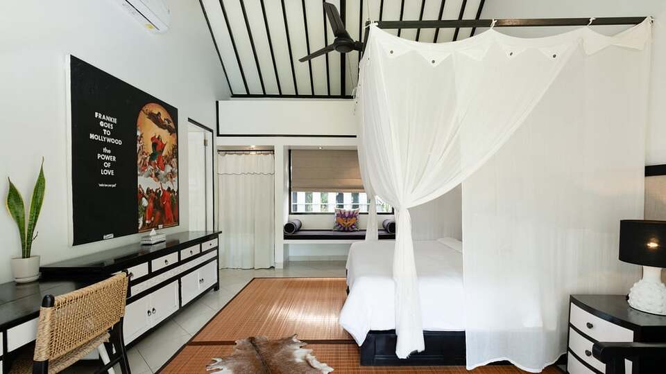 5 Star Villa Lepak by the River – Riverside Ubud Retreat