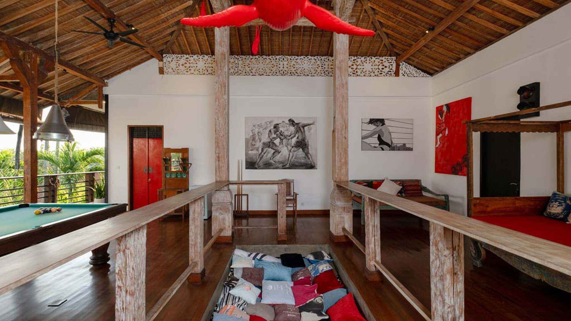 5 Star NicoNico Mansion – Eclectic Seminyak Mansion