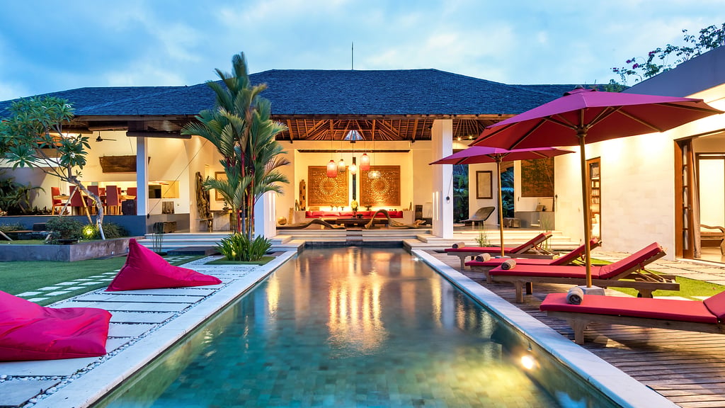 5 Star Alarte Estate – Elegant Seminyak Escape