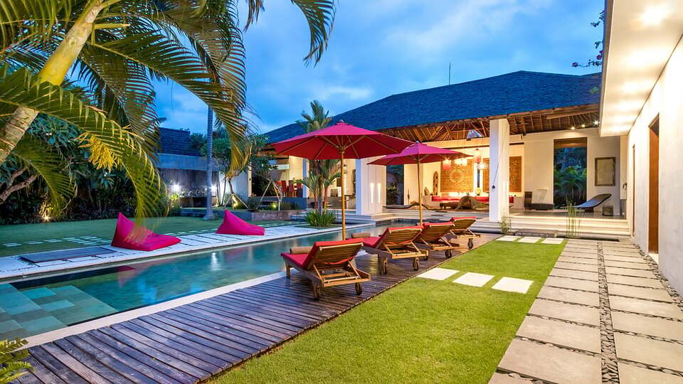 5 Star Alarte Estate – Elegant Seminyak Escape