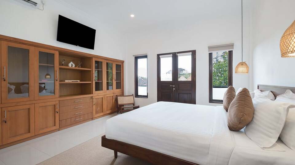 5 Star Kamila Villa 1 – Stylish Seminyak Hideaway