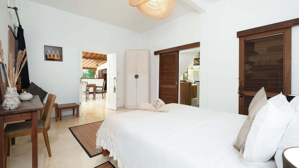 5 Star Villa Mogi – Serene Garden Escape