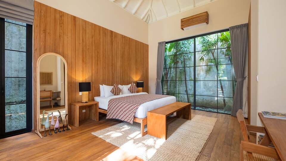 5 Star M Villa 318 Canggu - Tropical Elegance