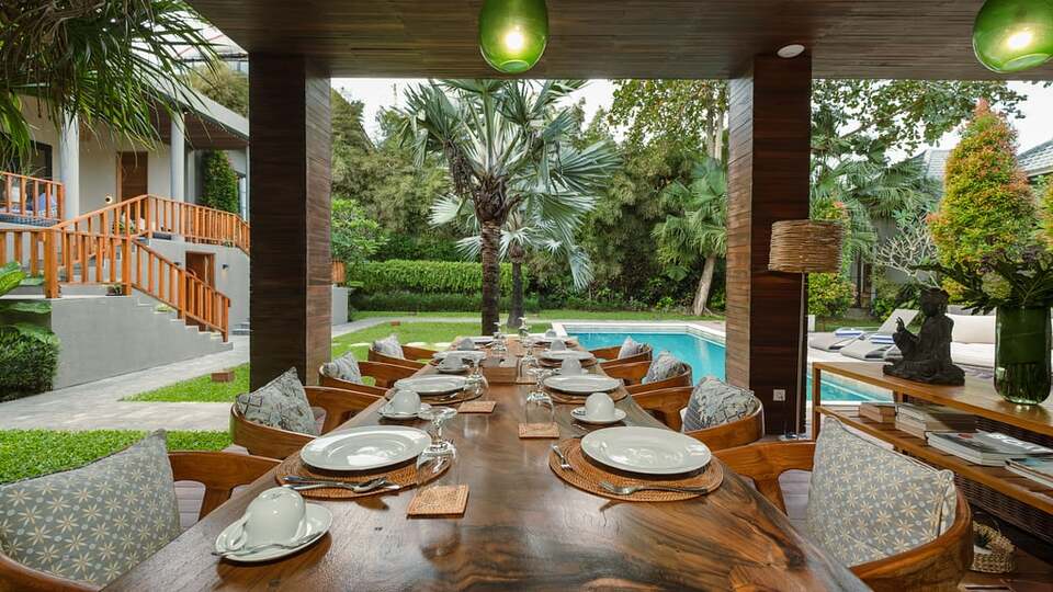 5 Star M Villa 318 Canggu - Tropical Elegance