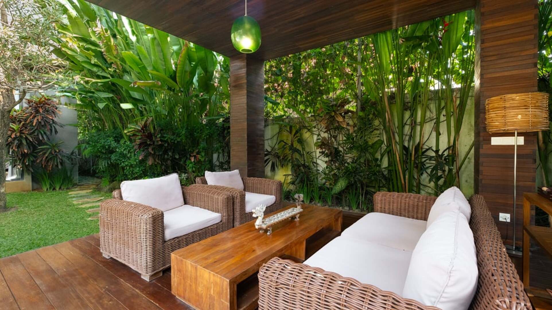 5 Star M Villa 318 Canggu - Tropical Elegance