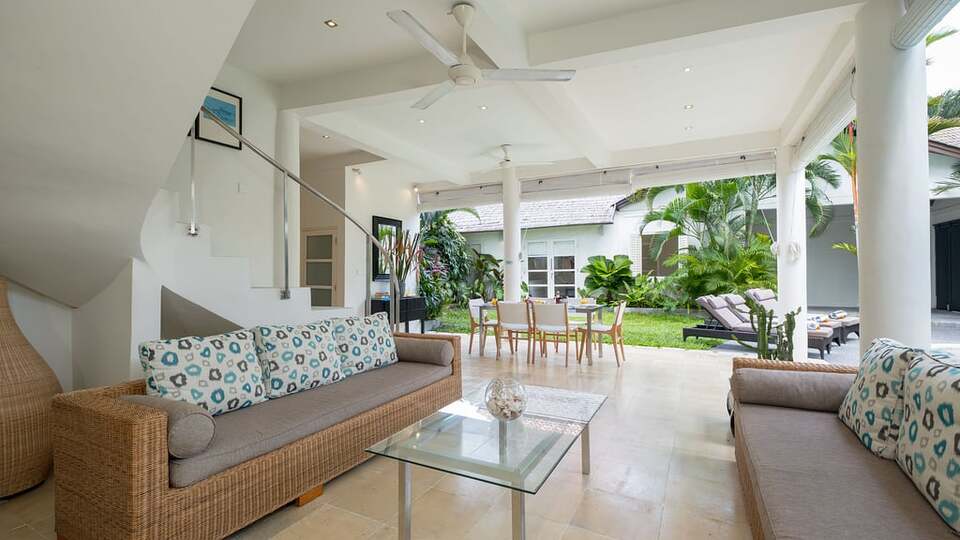 5 Star Villa Merta Sari 8 - Seminyak Serenity