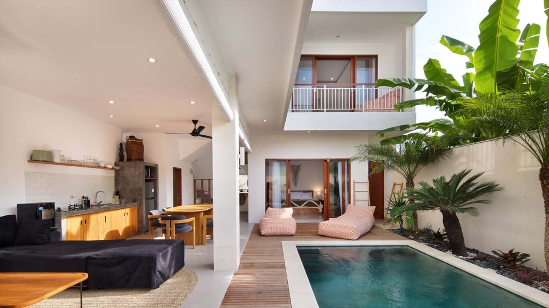5 Star Villa Cinta Rose – Tropical Elegance
