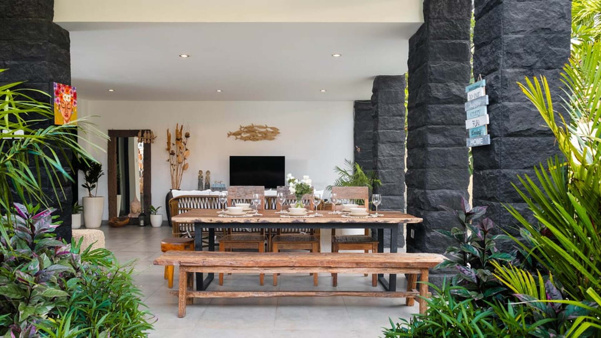 5 Star Villa Ambalika - Seminyak Serenity