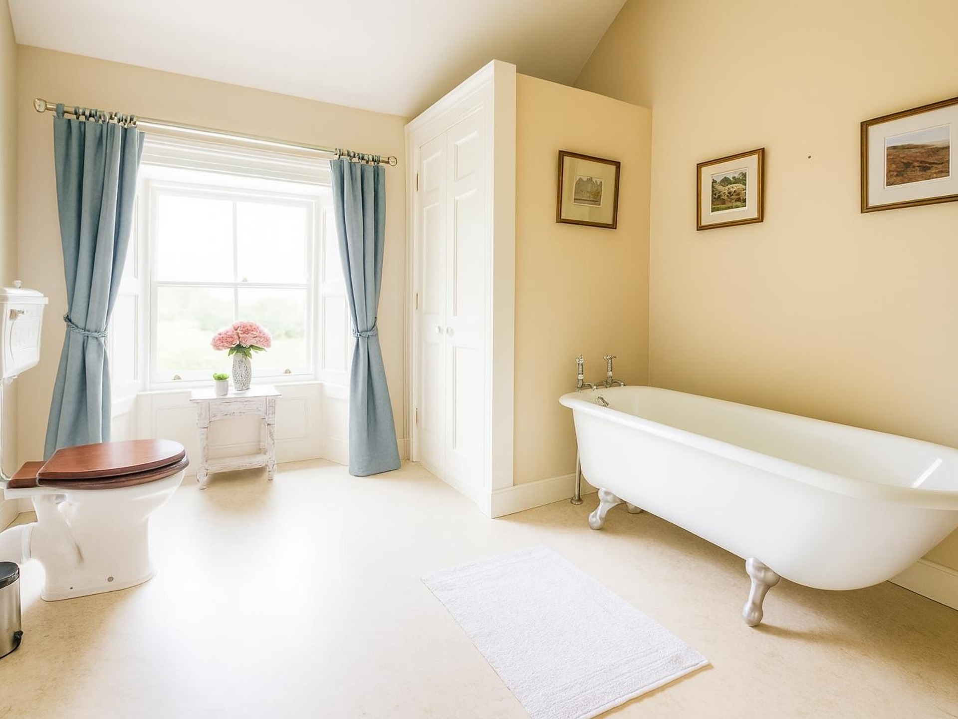 5 Star Rockfield Mansion, Unique Irish Experience