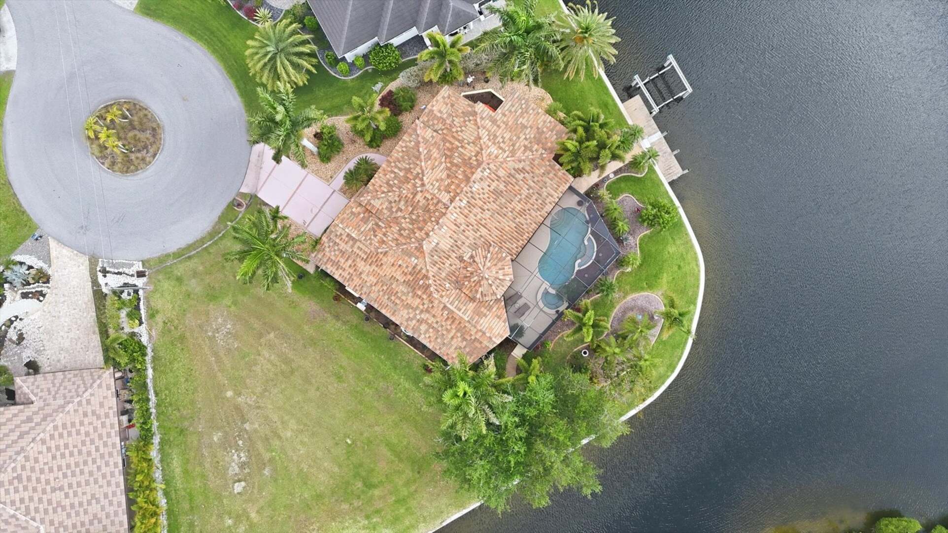 Beautiful 3 bedroom, 2 bathroom waterfront home with private pool in Punta Gorda, FL