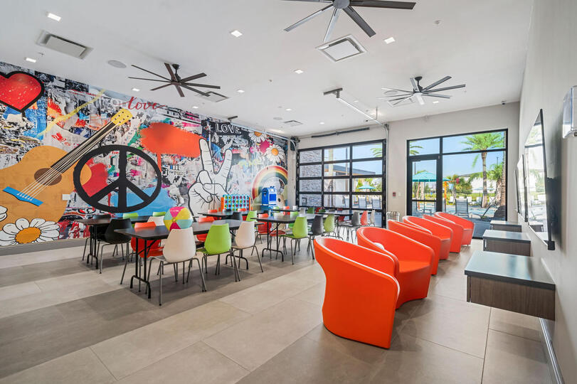 Elegant Estate Living in Orlando's Heart, 6697