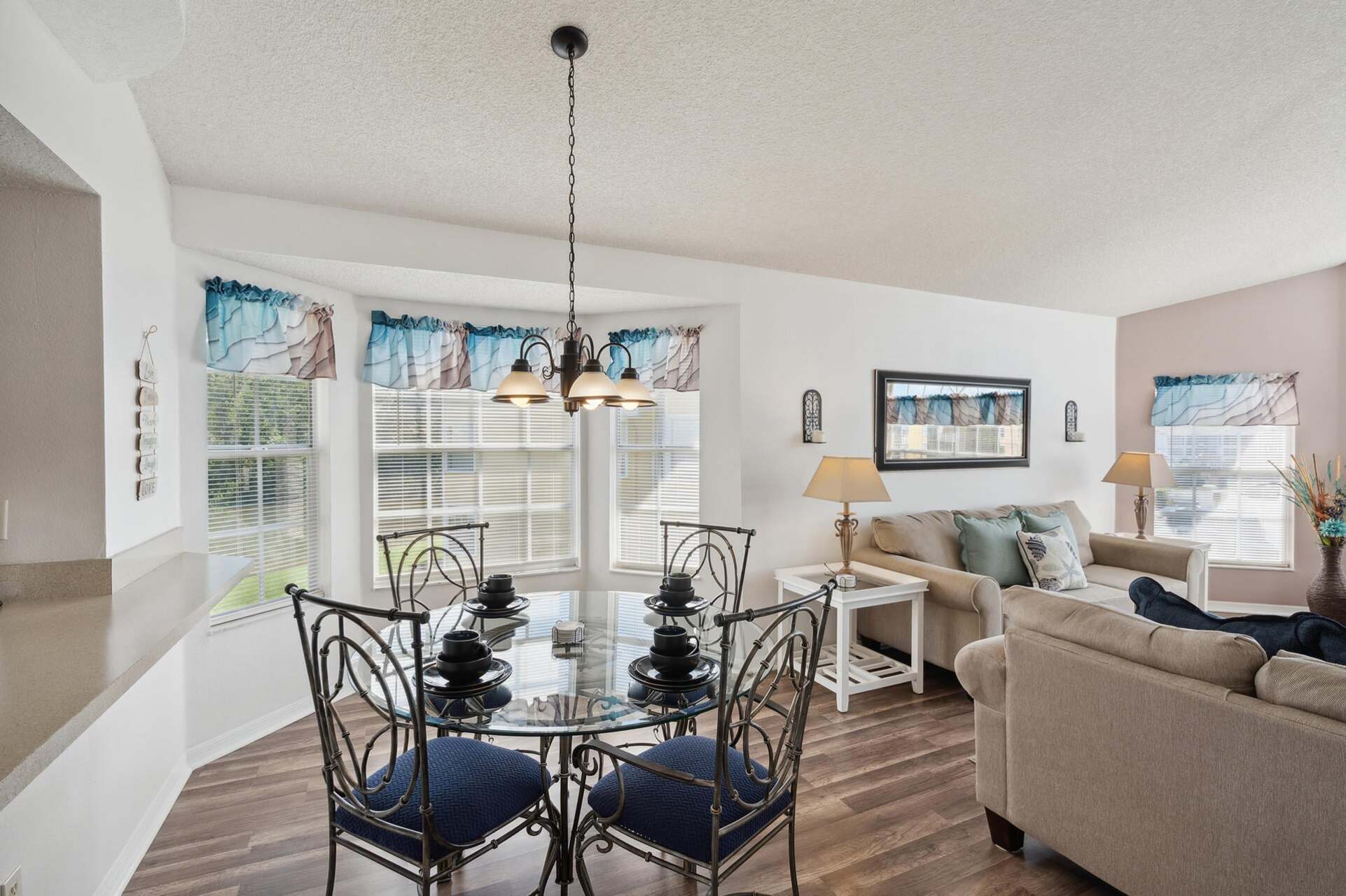 Dining/living Room