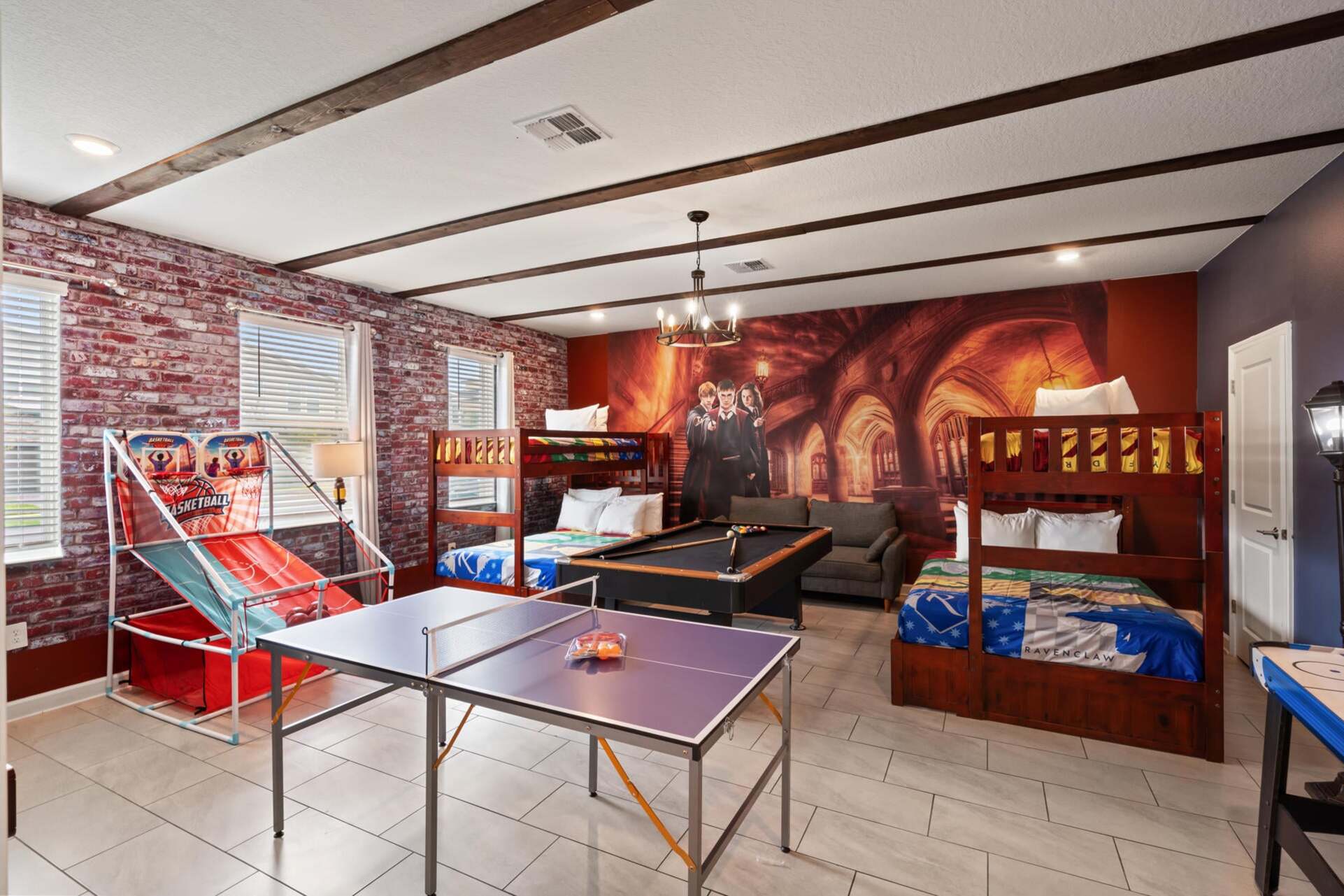 Game Room / Bedroom 10
Two Twin/Double Bunk Beds
Ping Pong Pool Table Basketball Game