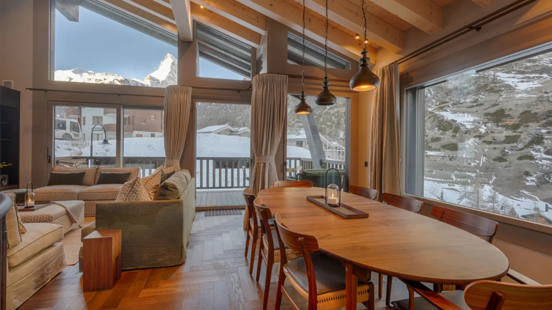 Elegant Mountain Lodge with Private Lift Access